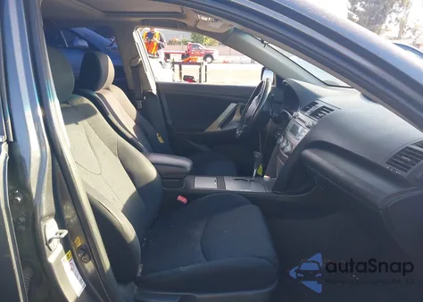 2009 Toyota Camry Se z USA, uszkodzony, nr VIN 4T1BE46K09U367749